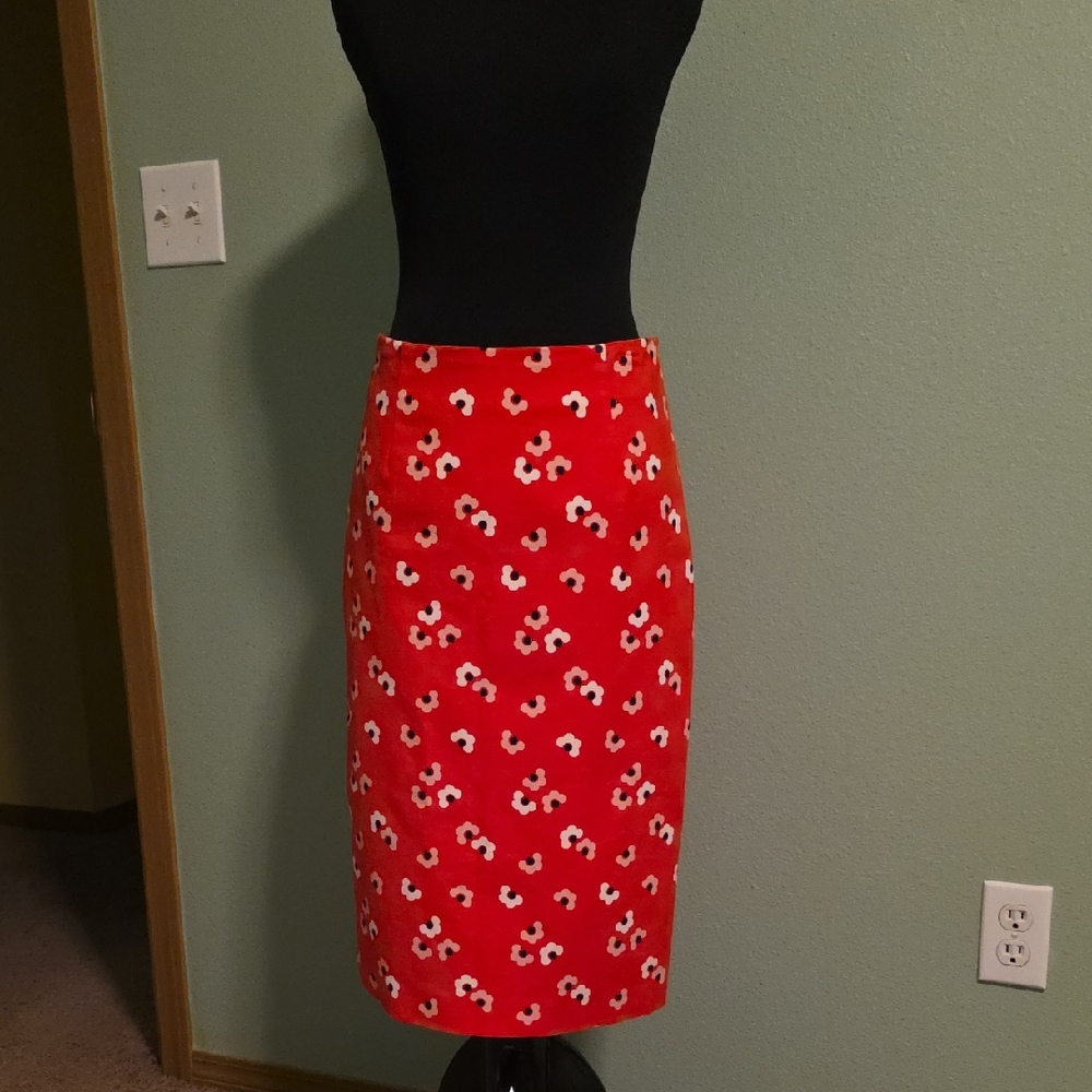 Boden Red and White Patterned Pencil Skirt